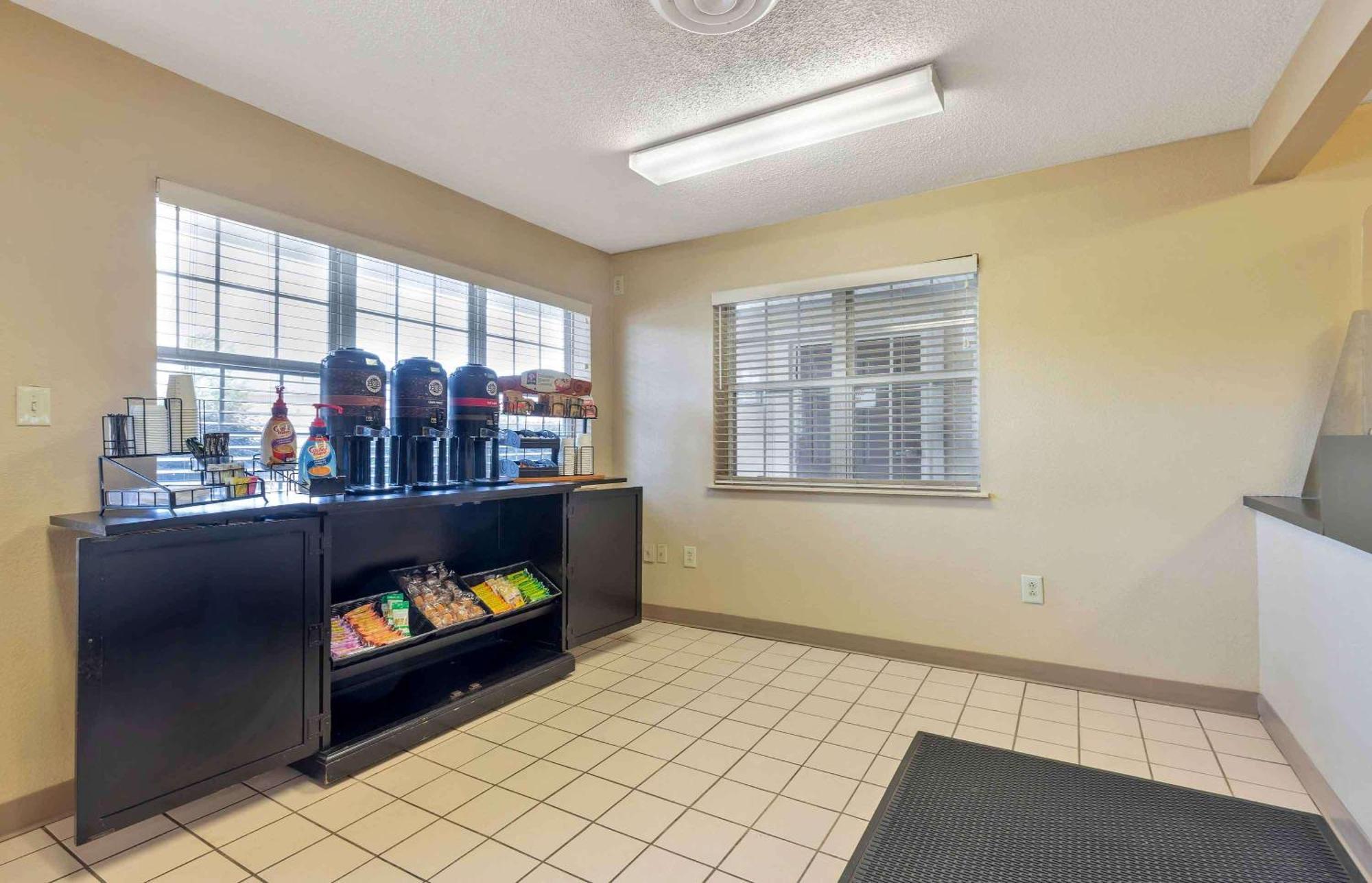 Extended Stay America Select Suites - Columbia - Ft Jackson Zewnętrze zdjęcie